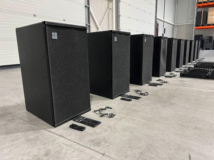 d&b Audiotechnik: 10x Q1 (NL4) line array +2x Q-Flying frame, Audio, Tv en Foto, Luidsprekerboxen, Gebruikt, 120 watt of meer