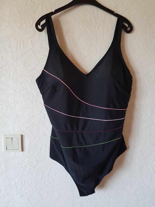 Maillot de bain piscine HUNKEMOLLER taille 50, Vêtements | Femmes, Grandes tailles, Comme neuf, Lingerie ou Maillot de bain, Noir