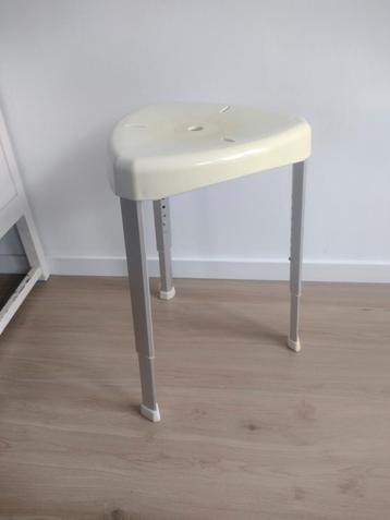 Douchekruk hoek beschikbaar voor biedingen