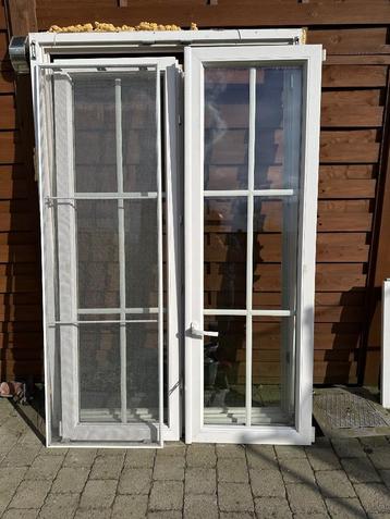 fenêtre double ventaux avec moustiquaire
