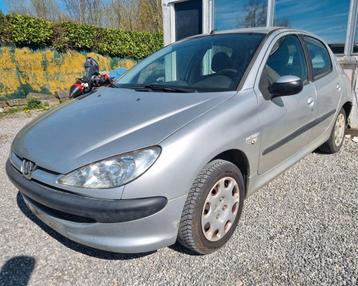 PEUGEOT 206 1.4i 147.595 km 5 DEURS PRIJS 1150 EURO beschikbaar voor biedingen