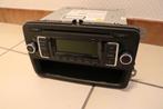 Autoradio met CD speler voor VW Polo, Auto diversen, Autoradio's, Ophalen of Verzenden, Zo goed als nieuw