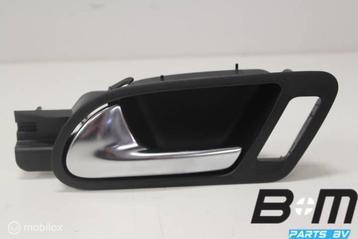 Binnengreep links voor VW Tiguan 5N1837113 beschikbaar voor biedingen