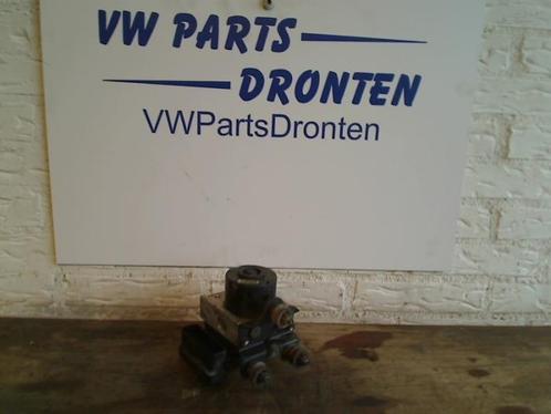 ABS Pomp van een Volkswagen Caddy, Auto-onderdelen, Elektronica en Kabels, Volkswagen, Gebruikt, 3 maanden garantie, Ophalen of Verzenden