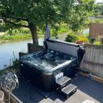 Nieuwe jacuzzi 4Pls 220V Directe levering en installatie, Ophalen of Verzenden, Nieuw
