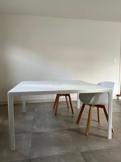 Vergadertafel/bureau vierkant wit (2 stuks), Zakelijke goederen, Kantoor en Winkelinrichting | Kantoormeubilair en Inrichting
