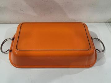 ovenschaal Le Creuset gestempeld,  Metalen inklap handgrepen beschikbaar voor biedingen
