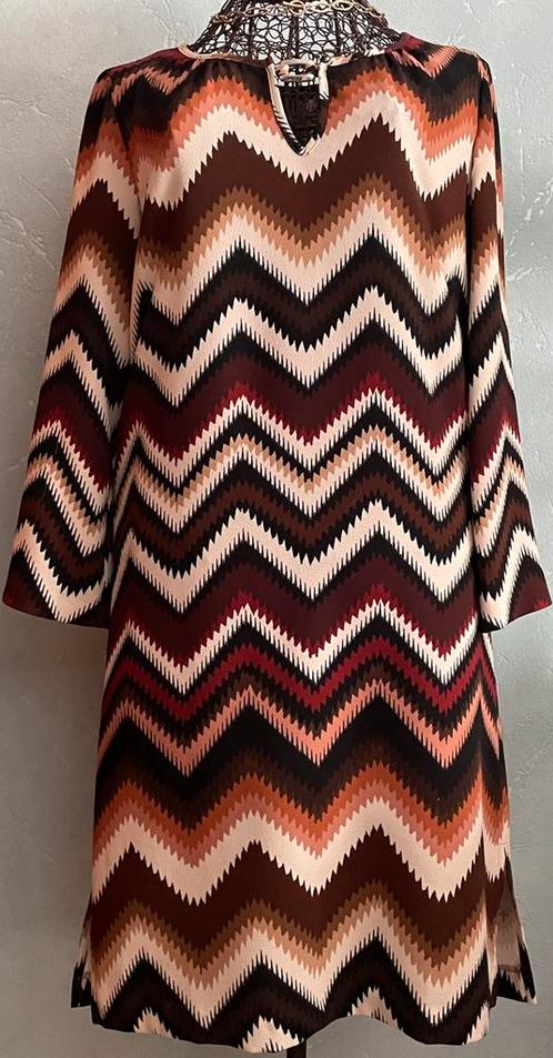 Caroline Biss 36 mooie Retro look jurk, Kleding | Dames, Jurken, Zo goed als nieuw, Maat 36 (S), Overige kleuren, Knielengte, Ophalen of Verzenden