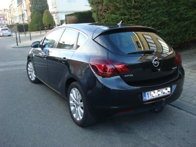 Opel Astra J 1.7cdti 2011/Navi/Airco/Full Option/Euro5, Auto's, Euro 5, Multifunctioneel stuurwiel, 99 g/km, Particulier
