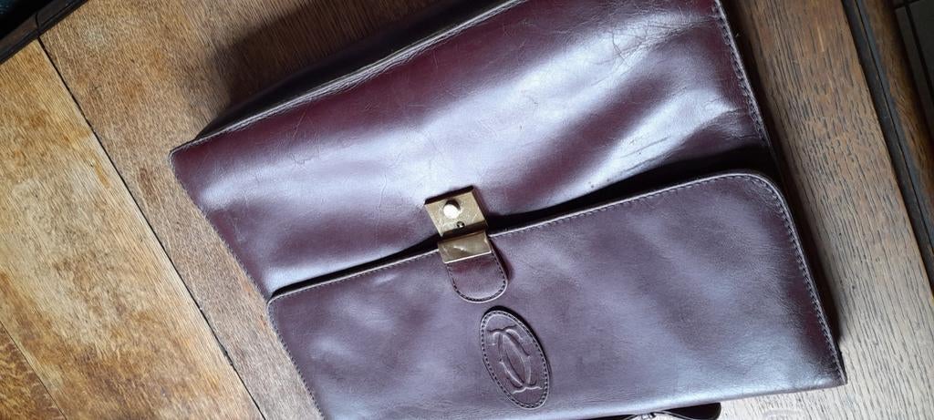 Cartier vinted aktentas, Bijoux, Sacs & Beauté, Trackers d'activité, Enlèvement ou Envoi