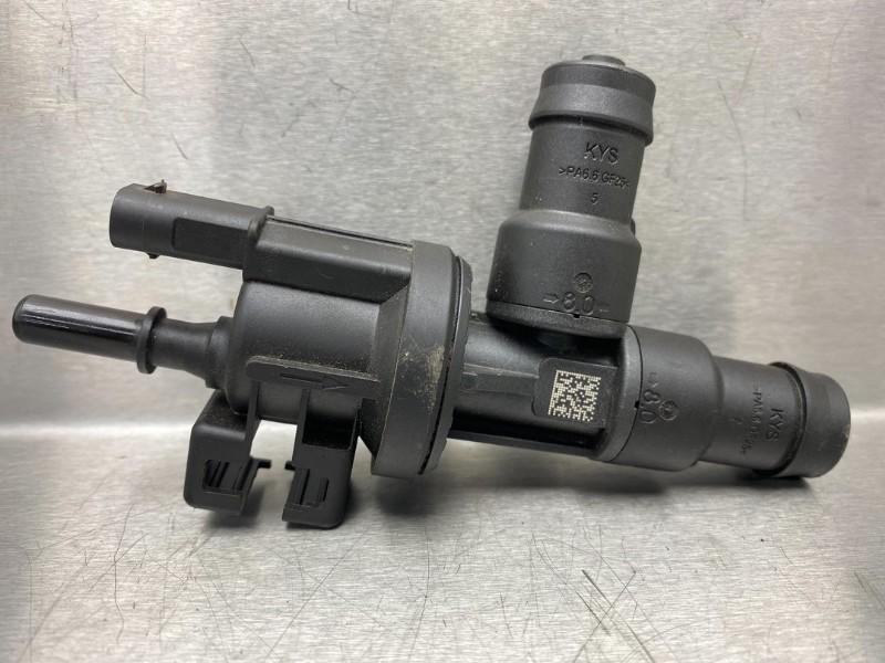 VACUUM VALVE Toyota Supra (DB) (01-2019/-), Autos : Pièces & Accessoires, Petit matériel, Toyota, Utilisé