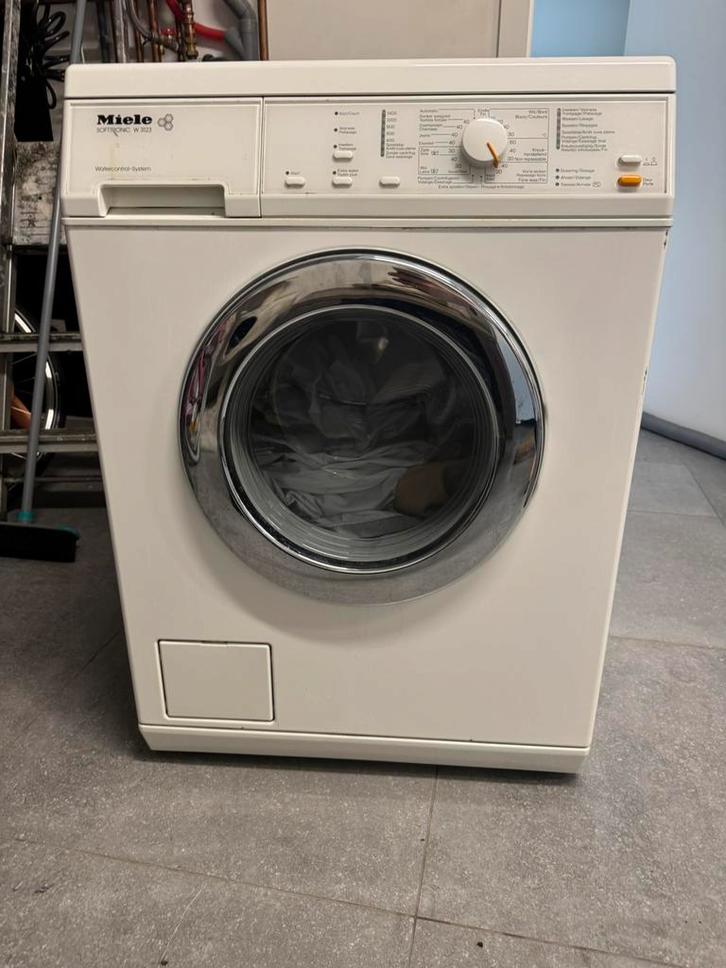Miele Wasmachine defect, Elektronische apparatuur, Wasmachines, Zo goed als nieuw, Ophalen