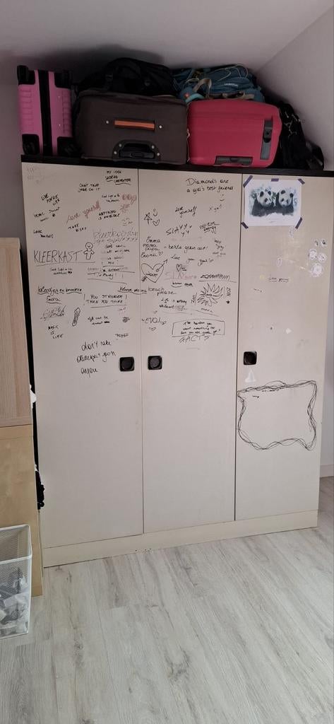 3 deurs kleerkast, Huis en Inrichting, Ophalen