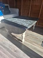 Salon tafel, Ophalen