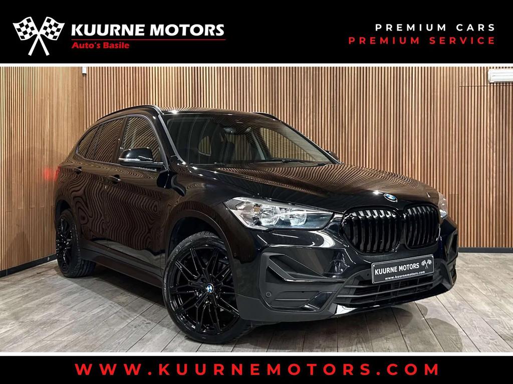 BMW X1 sDrive18dA Alu19"/SportZet/Pdc/Gps *1j garantie*, Auto's, 4 deurs, 4 cilinders, 136 pk, Zwart