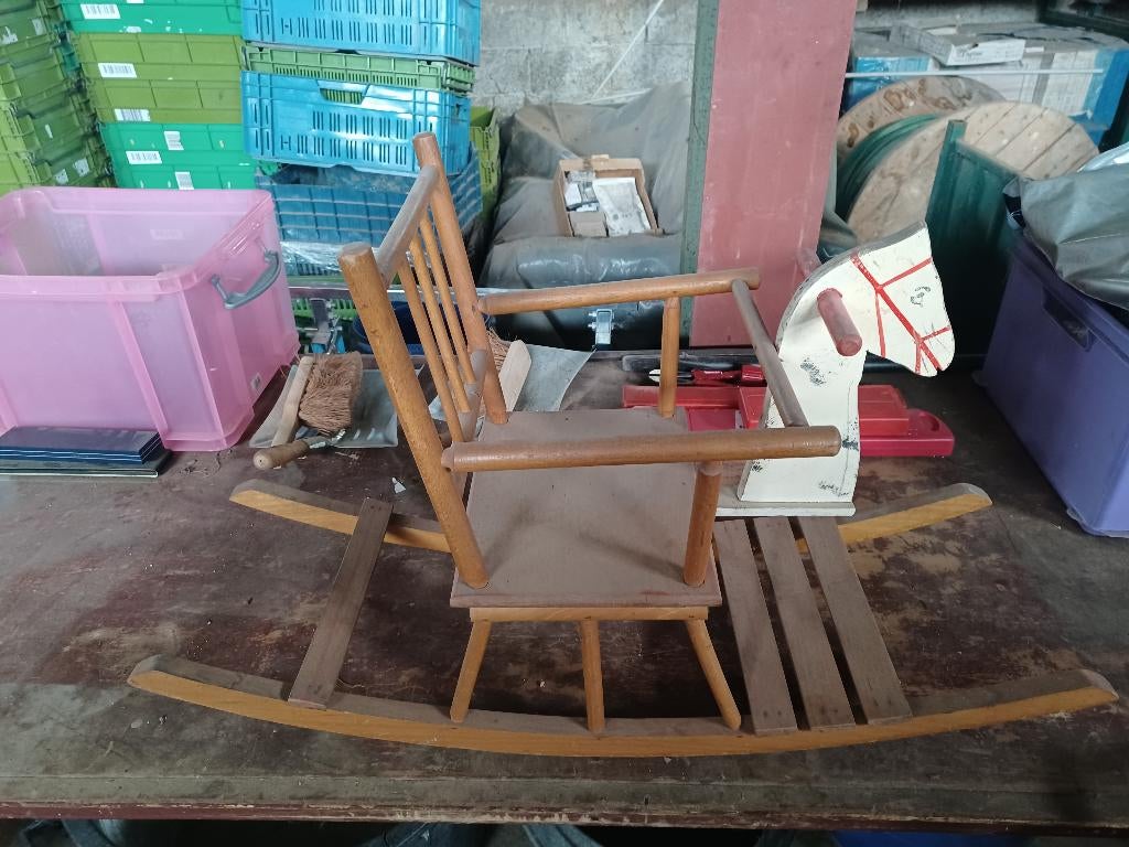 2026055 : cheval à bascule en bois, Enlèvement, Utilisé