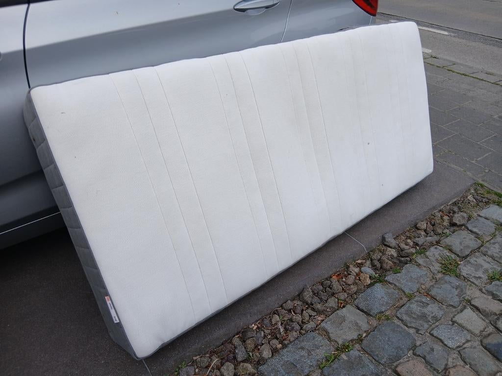 2 eenpersoonsmatrassen in goede staat, Ophalen