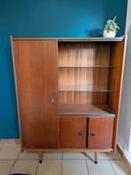 Retro kast (werk aan bodem), Enlèvement