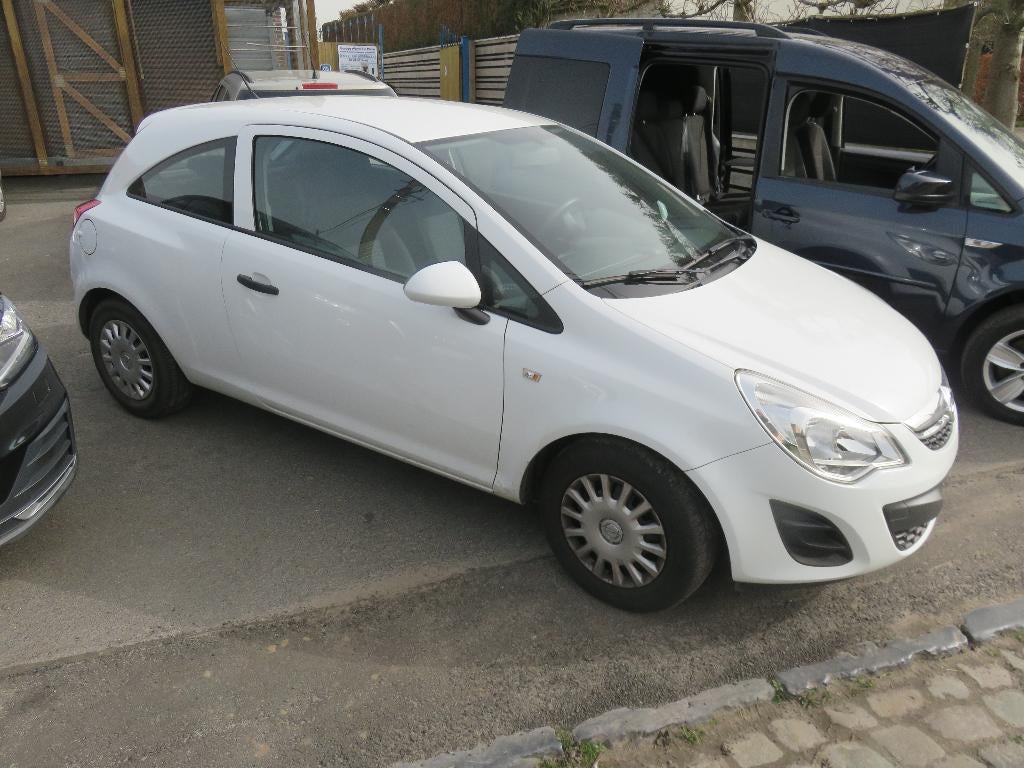 opel corsa 1200cc 3 deurs slechts 39920 km 06/2011, Auto's, Euro 5, 63 kW, Bedrijf, Grijs