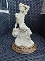 Grand statue Capodimonte, parfait état, Enlèvement, Comme neuf