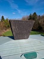 Pot de fleur en terracotta carré., Balcon, Carré, Enlèvement, Utilisé