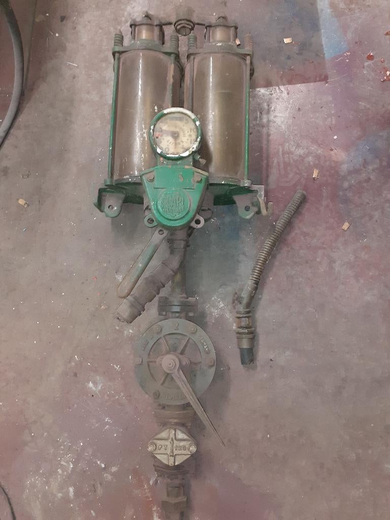 oude benzinepomp, Collections, Collections Autre, Enlèvement, Utilisé