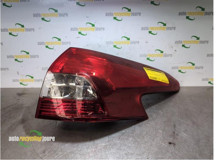 Feu arrière droit d'un Citroen C5, Autos : Pièces & Accessoires, Éclairage, Citroën, Utilisé, 3 mois de garantie