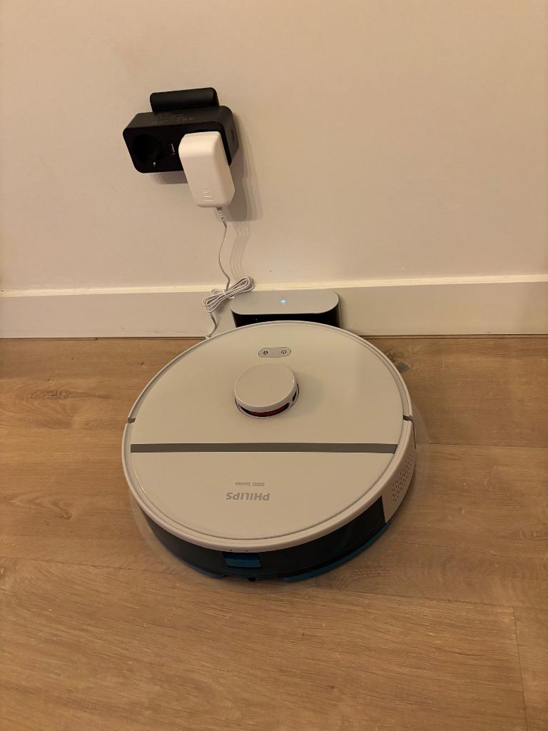 Philips robotstofzuiger met dweilfunctie, Elektronische apparatuur, Stofzuigers, Ophalen, Zo goed als nieuw, Robotstofzuiger