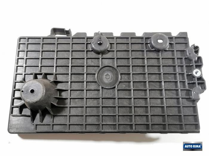 Boîtier de batterie d'un Volvo V40, -, 3 mois de garantie, -, -