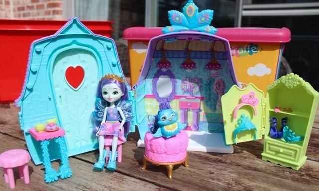 Enchantimals Patter Pauw's huisje, Kinderen en Baby's, Speelgoed | Poppen, Zo goed als nieuw, Overige typen, Ophalen of Verzenden