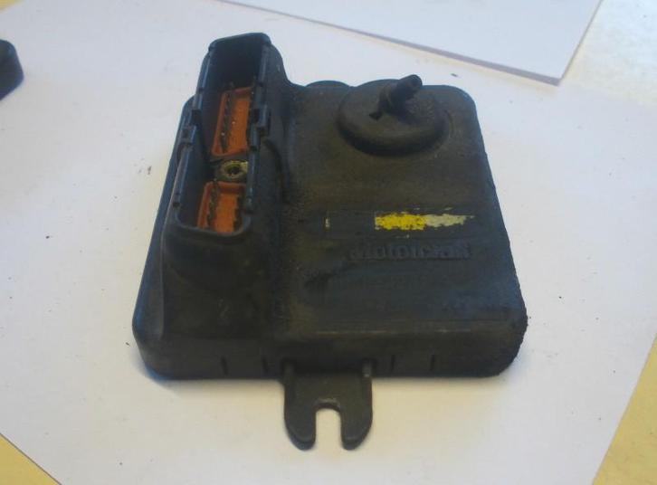 MODULE D ALLUMAGE Escort 5 (AAL / ABL) (89ab-12a297-ba), Autos : Pièces & Accessoires, Électronique & Câbles, Ford, Utilisé