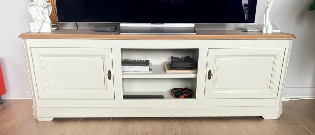 Landelijke tv meubel, Enlèvement