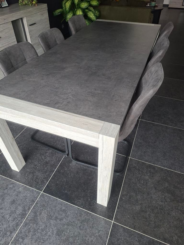Eettafel 220cm, Ophalen