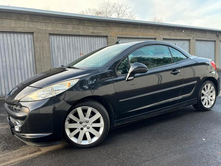 Peugeot 207cc - 1.6 Essence - 167 000 Km - Homologuée, Autos, Peugeot, Particulier, ABS, Airbags, Air conditionné, Alarme, Ordinateur de bord