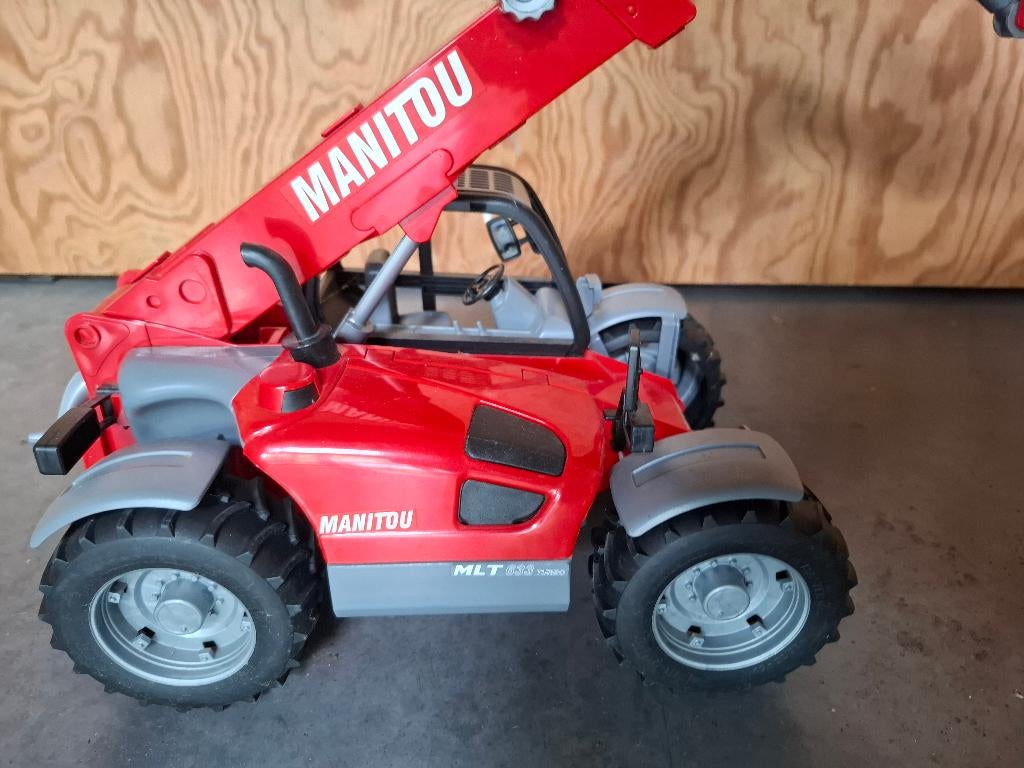 Brüder Manitou, Ophalen, Gebruikt