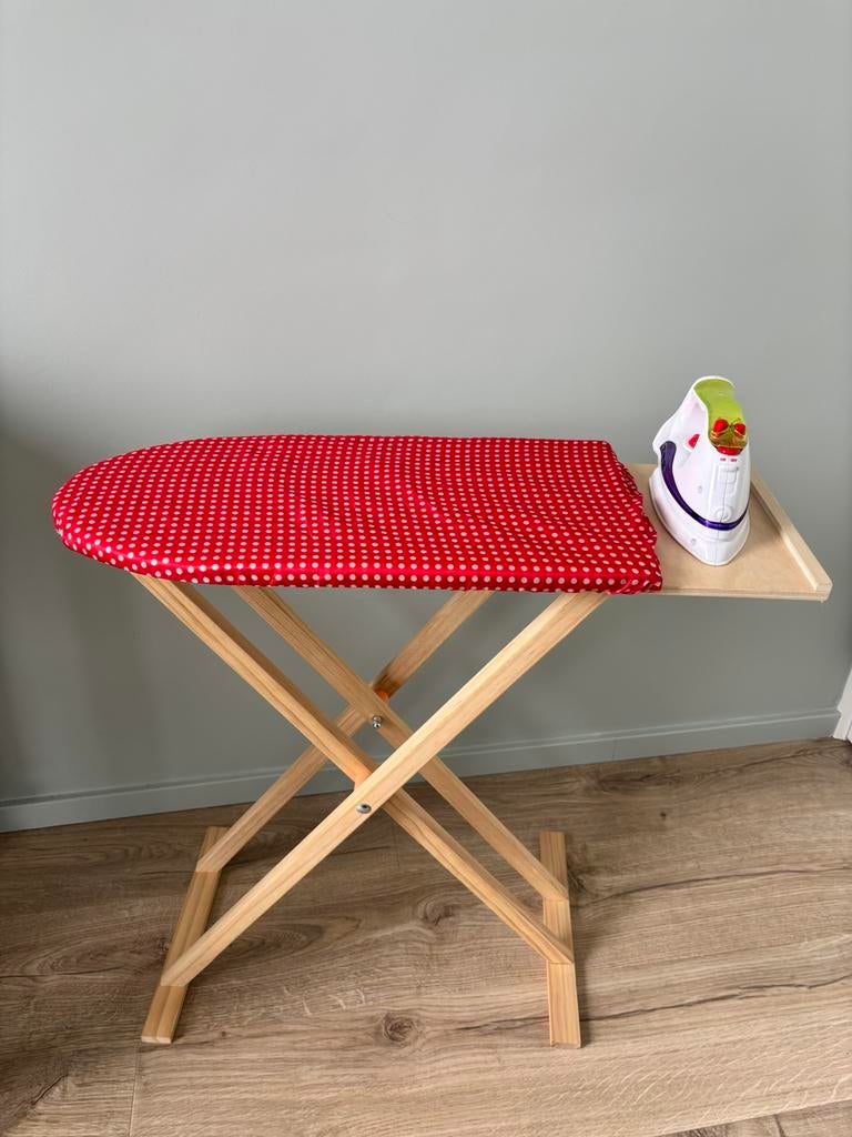 Houten strijkplank en strijkijzer op batterij, Enlèvement, Comme neuf