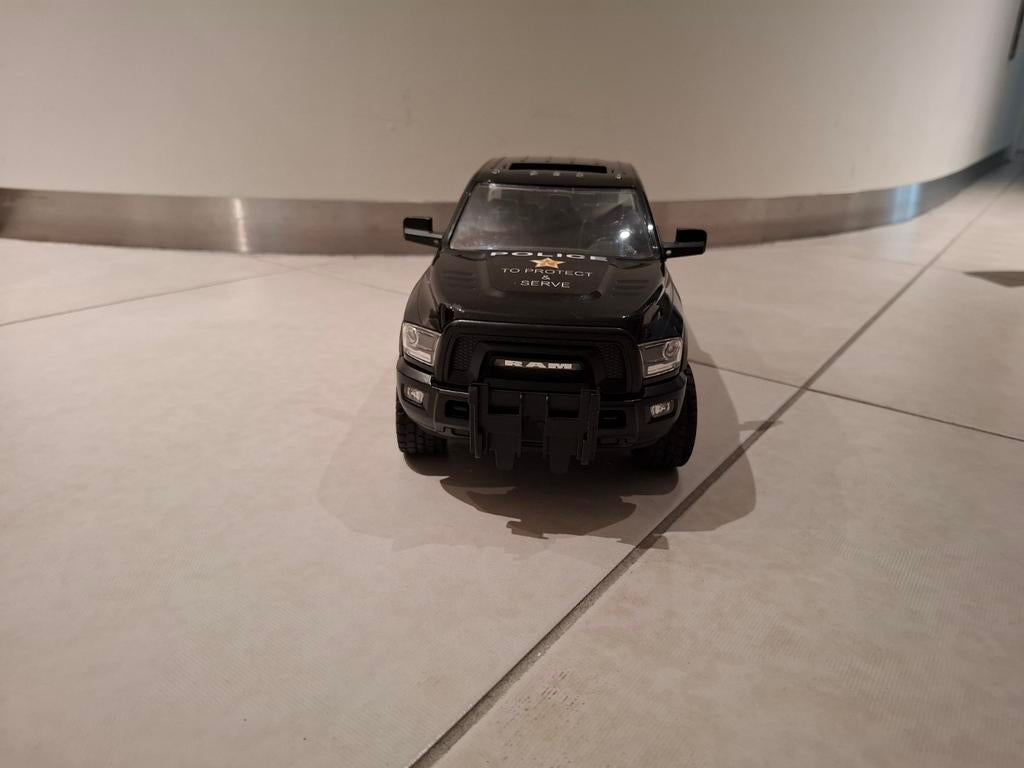 Politie auto, Enlèvement