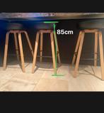 3 mooie en leuke eilandkrukken, Huis en Inrichting, Barkrukken, Met voetsteun, 60 tot 90 cm, Zo goed als nieuw, 3 krukken