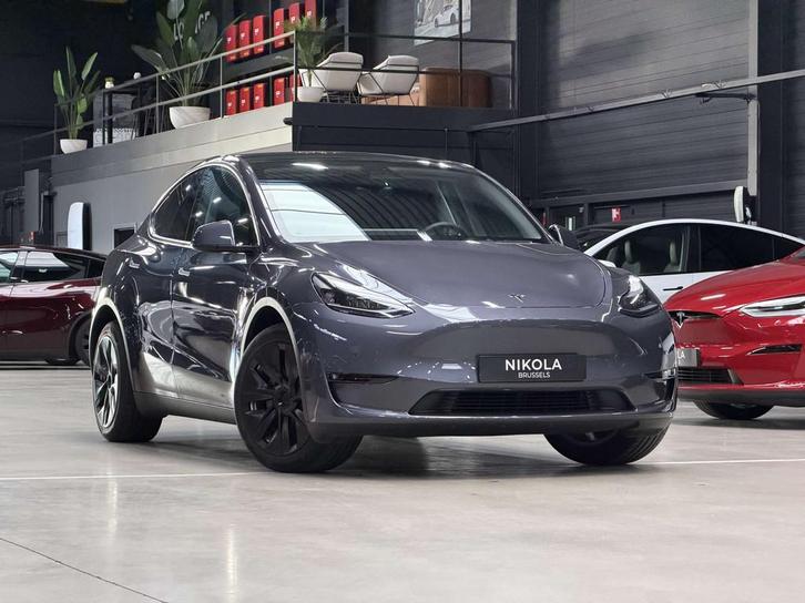 Tesla Model Y LONG RANGE AWD - WINTERPACK - AUTOPILOT, Autos, Tesla, Entreprise, Achat, Model Y, 4x4, Caméra de recul, Phares directionnels