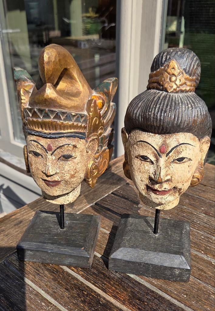 2 Balinese gepolychromeerde beelden op sokkel, Ophalen of Verzenden