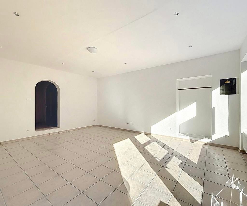 Kot studio 39m2 meublés a louer, la plante namur, Immo, Appartementen en Studio's te huur, Namen (stad)