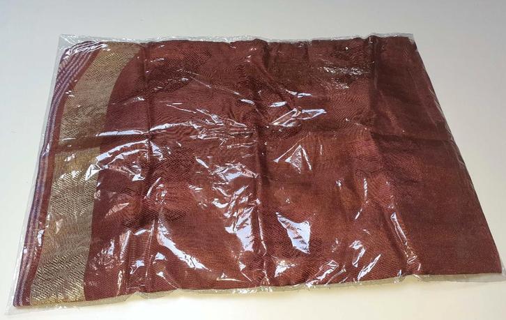 sjaal rood paars en goud met versiering indiase saree, Kleding | Dames, Mutsen, Sjaals en Handschoenen, Nieuw, Sjaal, Maat 36 (S)