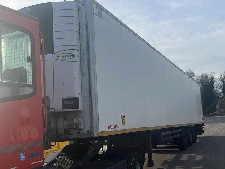 KÖGEL - 2007 - Koel/vries oplegger, Auto's, Vrachtwagens, Bedrijf, Aanhangers en Opleggers, Overige brandstoffen
