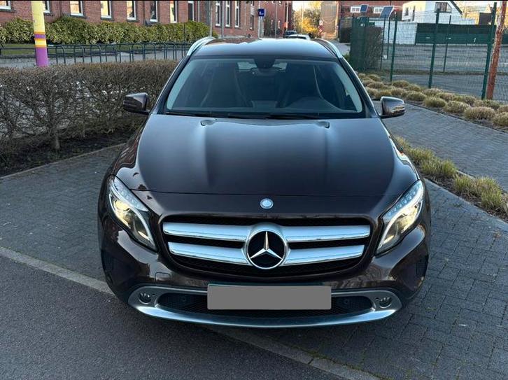 Mercedes GLA 200D | Euro6b | Excellent état, Autos, Mercedes-Benz, GLA, Diesel, Euro 6, Break, 5 portes, Boîte manuelle, Brun