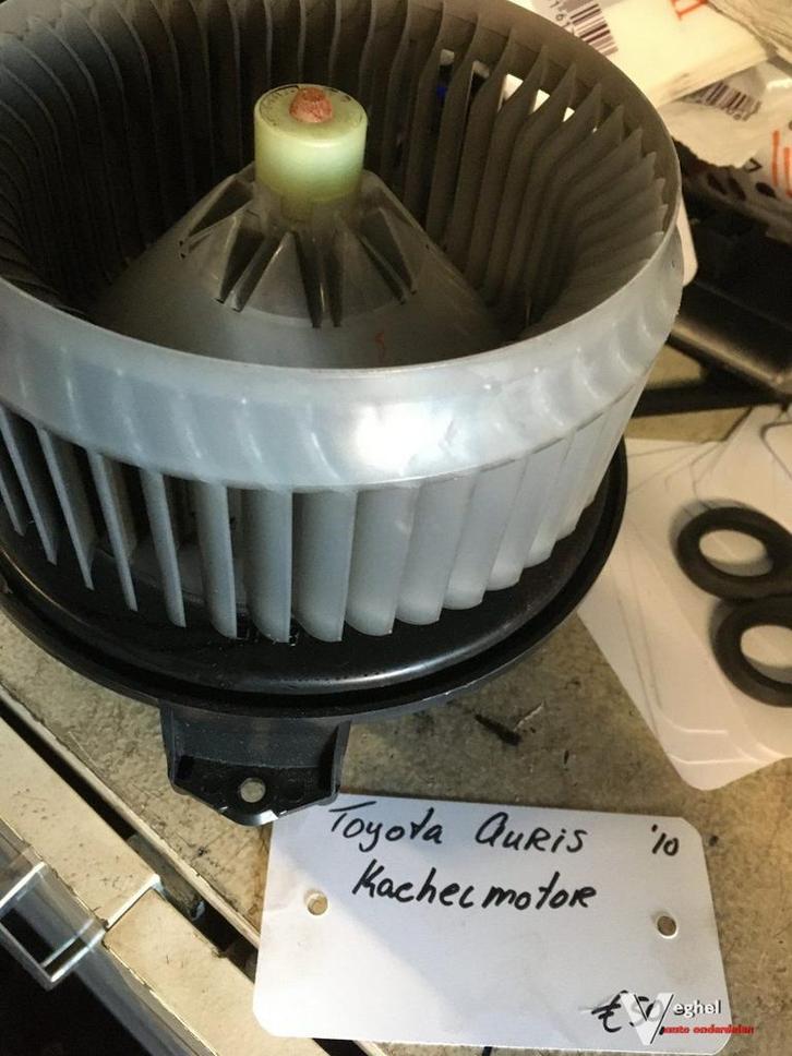 Toyota Auris Kachelmotor '09, Auto-onderdelen, Airco en Verwarming, Gebruikt, Ophalen of Verzenden