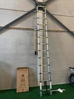 Nieuwe Nürnberg 3.8M telescoop ladder met stabilisatie balk, Ophalen, Nieuw, Ladder, Opvouwbaar of Inschuifbaar