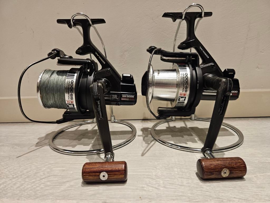 2 Daiwa Whisker Tournament SS3000, Enlèvement ou Envoi