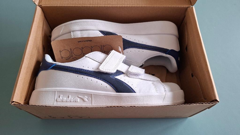 Diadora sneakers NIEUW, Kinderen en Baby's, Kinderkleding | Schoenen en Sokken, Diadora, Jongen of Meisje, Schoenen, Nieuw
