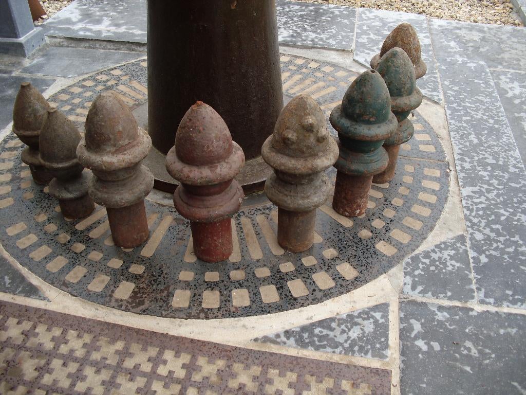 gietijzer paalkoppen, Ophalen