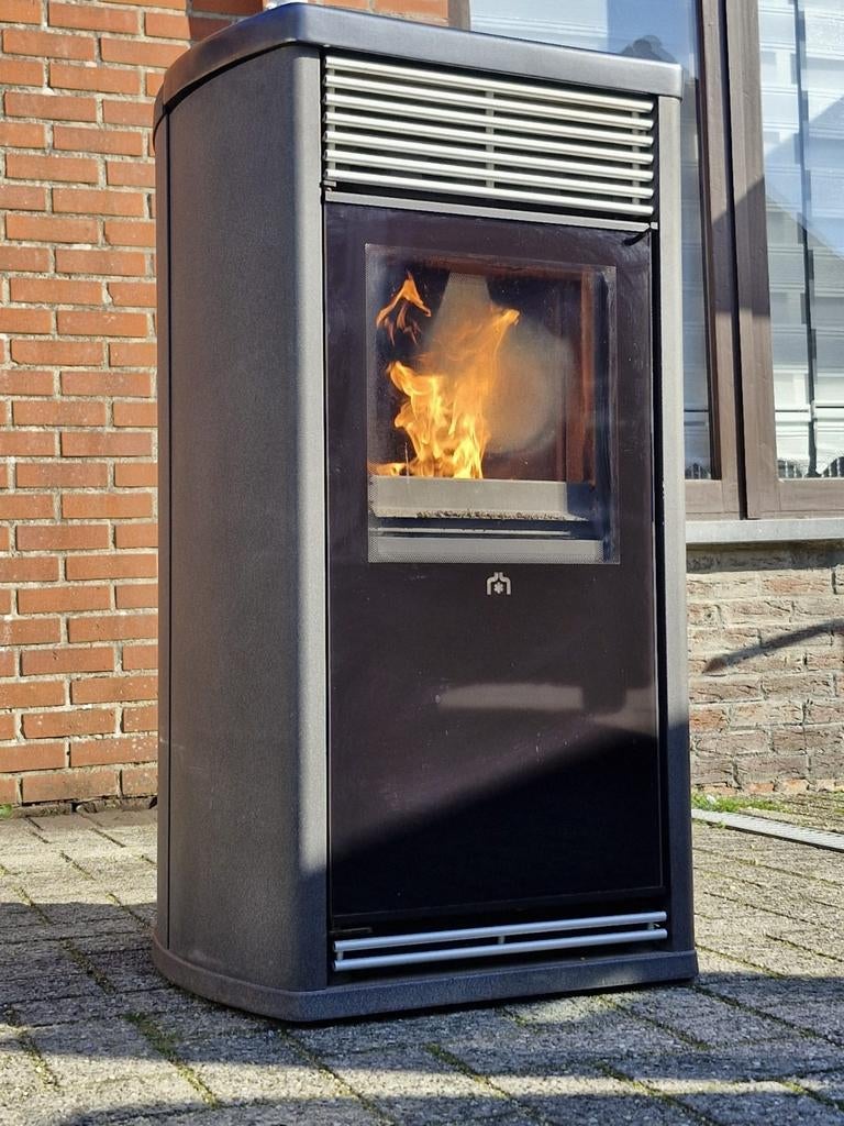 Pelletkachel Edilkamin Flexa 8kw (Kan Geleveerd Worden), Huis en Inrichting, Kachels, Ophalen, Gebruikt, Overige brandstoffen